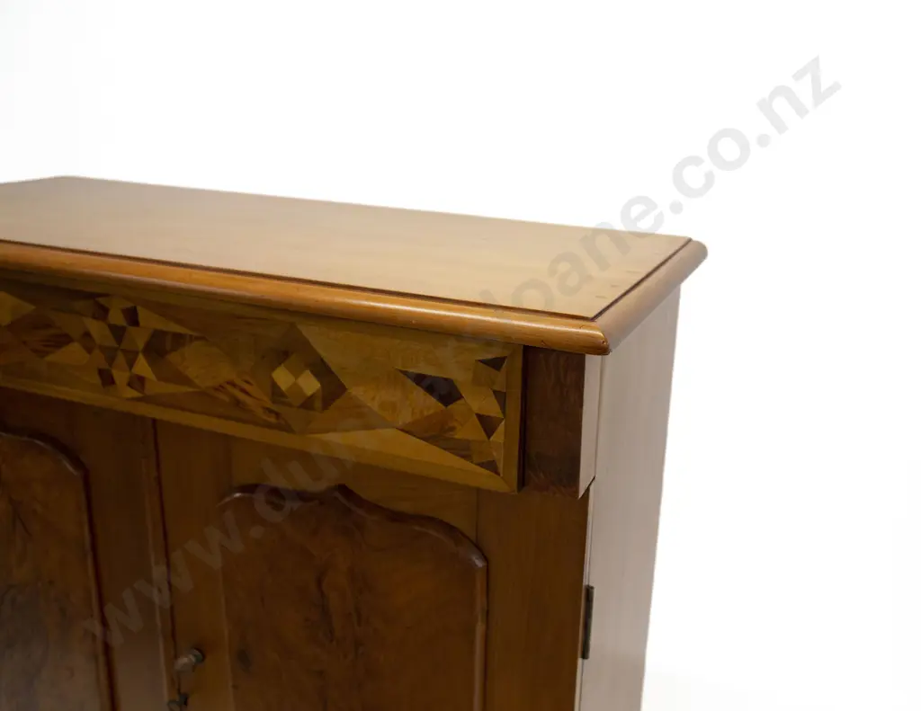 Late C19th NZ Colonial Kauri Chiffonier Image 1++