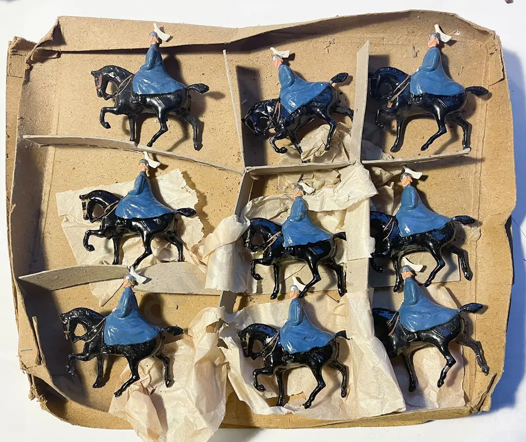 Part Retail Card Box of Charbens Horseguards Blues and Royals 10pces Image 1++