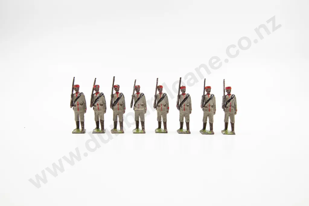 Britains Armies of the World 8pces Image 1++