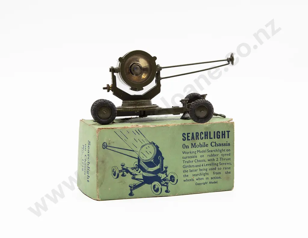 Part Boxed Britians Searchlight on Chassis Image 1++