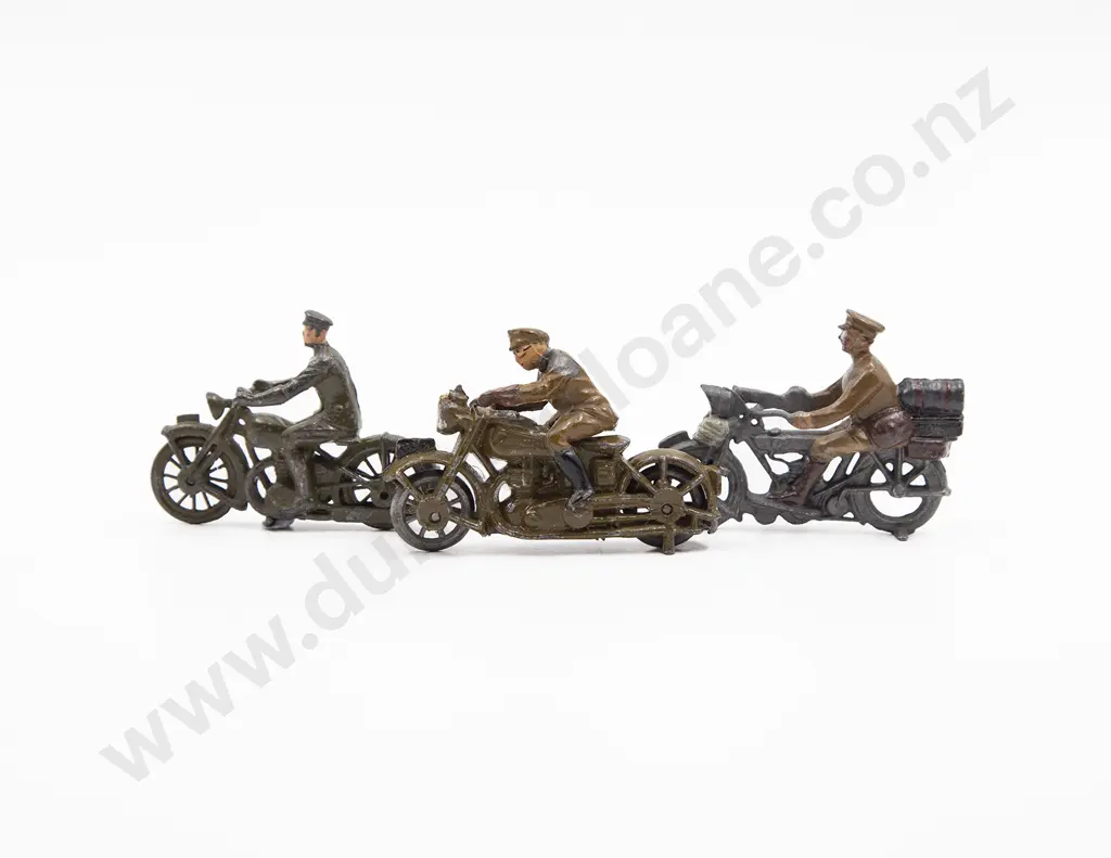 Britains Three Motor Dispatch Riders Image 1++