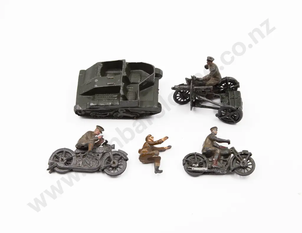 Britains Two Motor Dispatch Riders with Combination and Bren Gun Carrier Image 1++