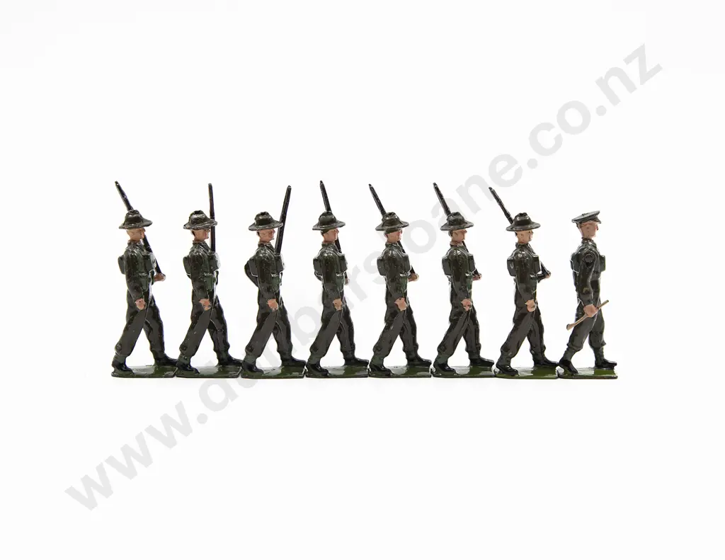 Britains Australian Infantry 8pces Image 1++
