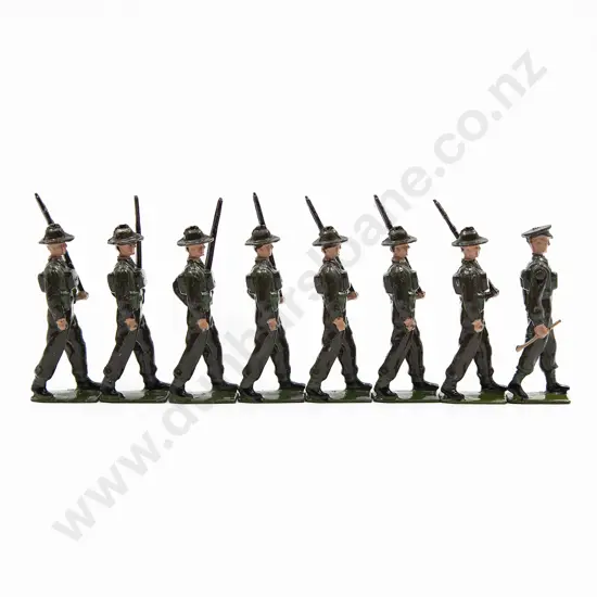 Britains Australian Infantry 8pces