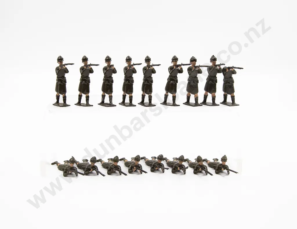 Britains Gordon Highlanders 17pces Image 1++