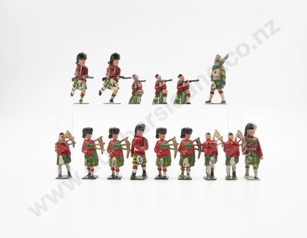 Mixed Manufacture Gordon Highlanders 15pces Image 1++