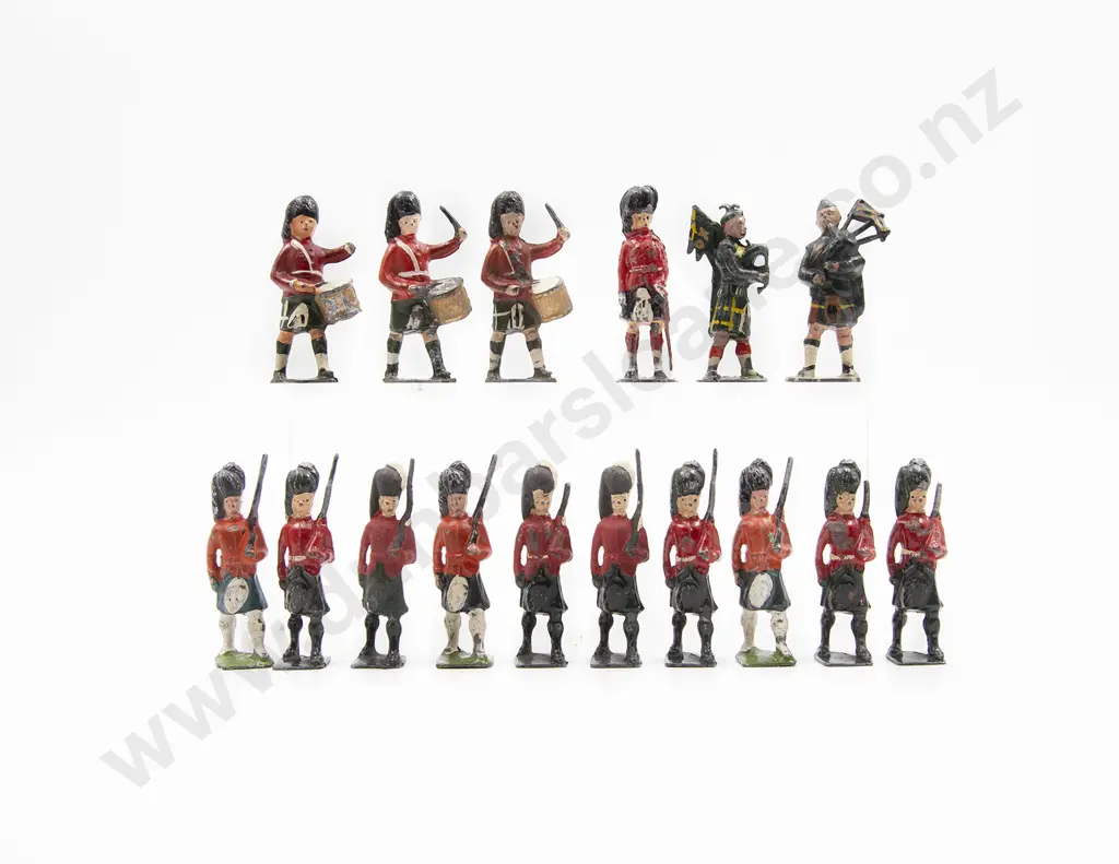 Early Britains and Other Manufacture Gordon Highlanders 16pces Image 1++