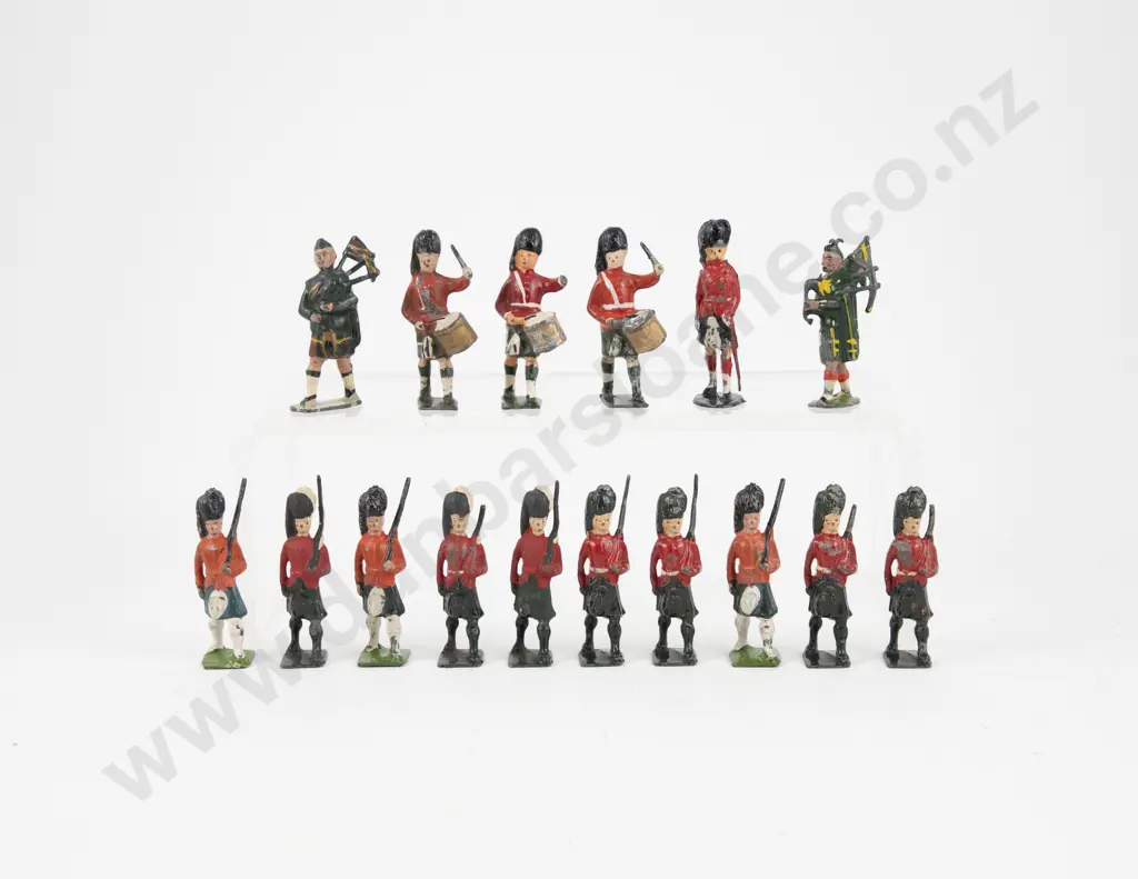Early Britains and Other Manufacture Gordon Highlanders 16pces Image 1++