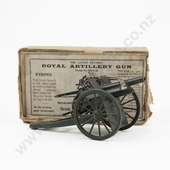 Boxed Britains Royal Artillery Gun No 1201 with shells