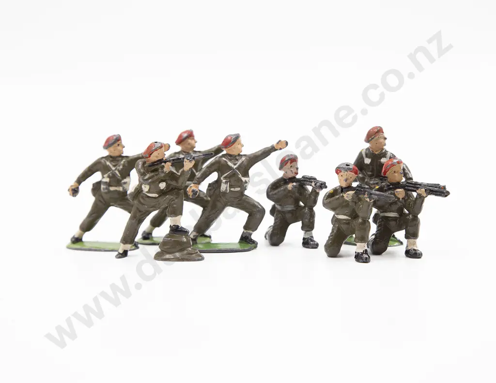 Charbens WWII Red Berets 8pces Image 1++