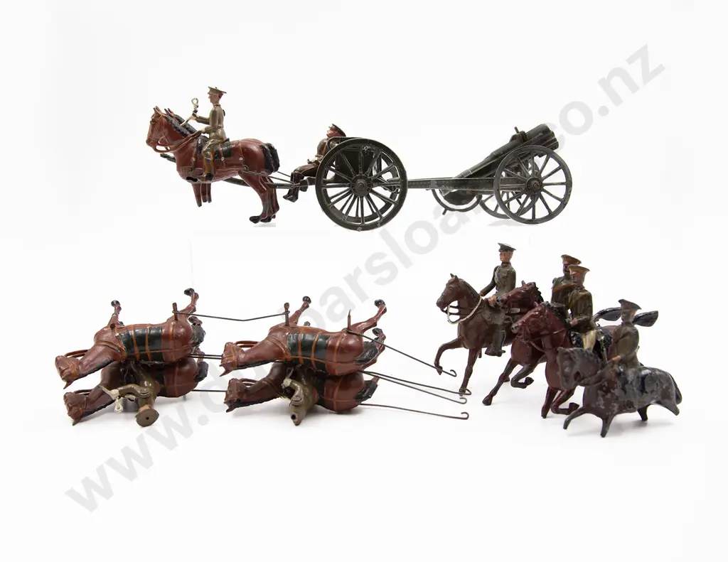 Britains Royal Horse Artillery at Halt from set No 318 Image 1++