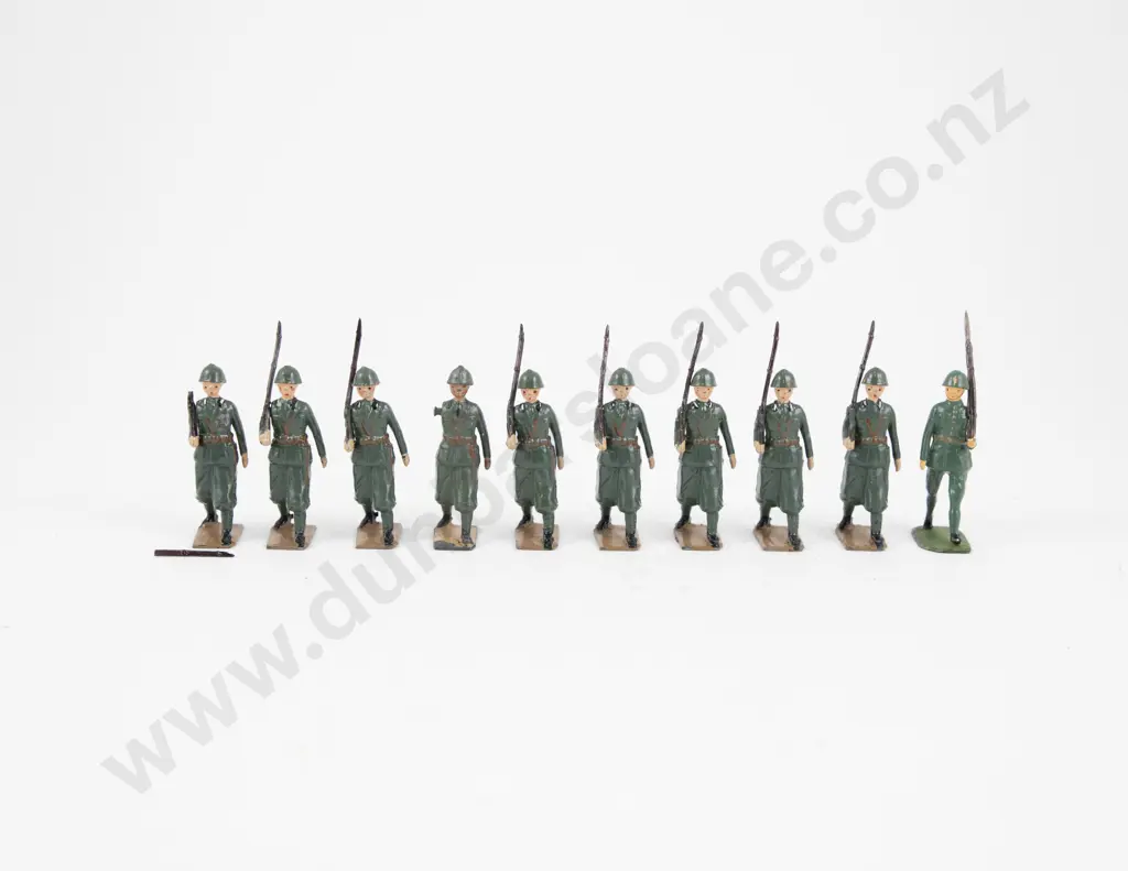 Britains Italian Infantry 7pces Image 1++