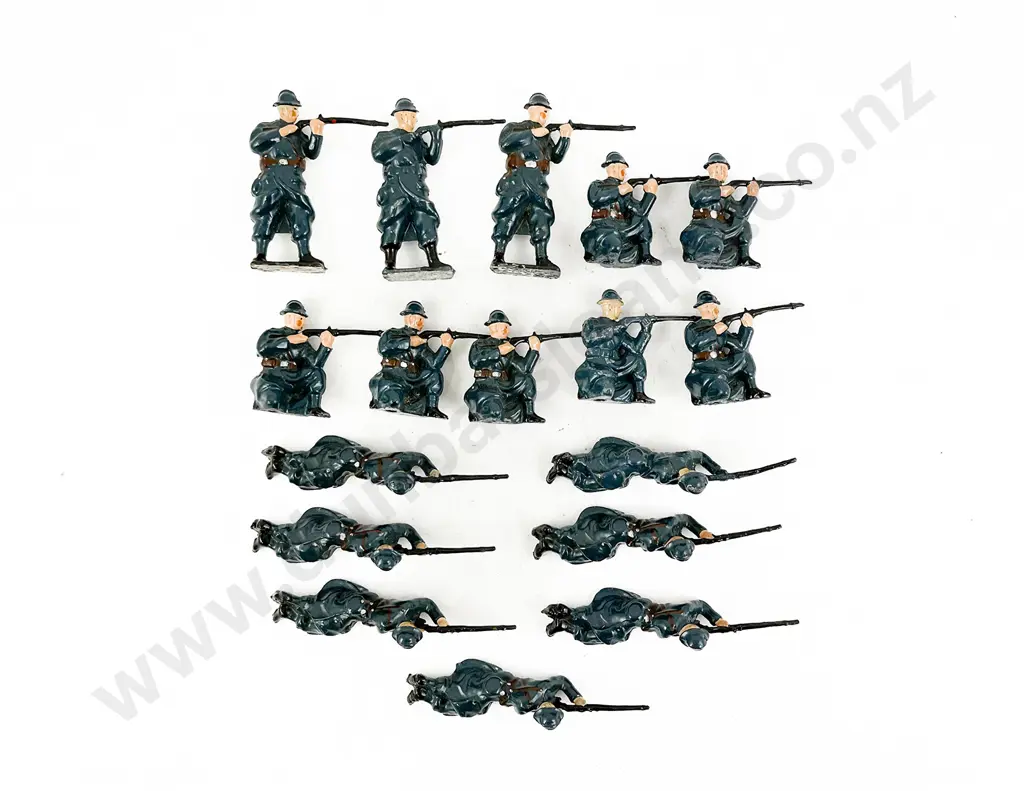 Britains Italian Fighting Infantry 17pces Image 1++