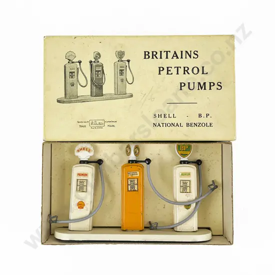 Boxed Britains Petrol Pumps No 101V