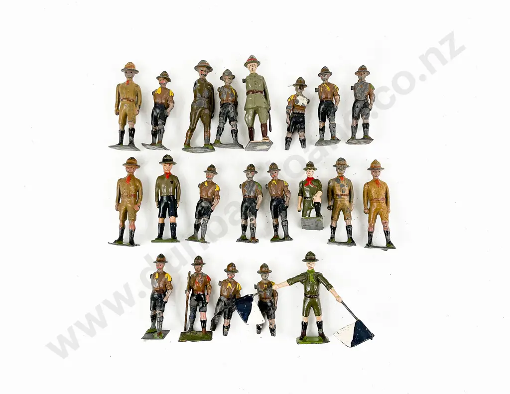 Britains Mixed Versions Boy Scouts 19pces Image 1++