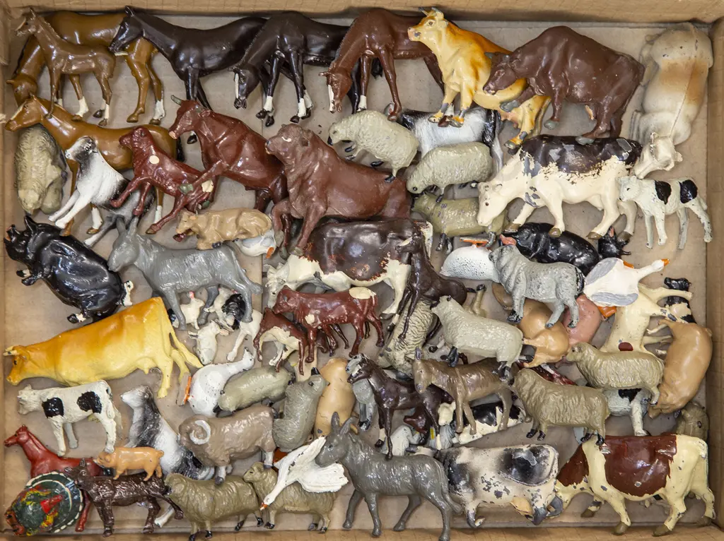 Mainly Britains Various Farm Animals approx 70pces Image 1++