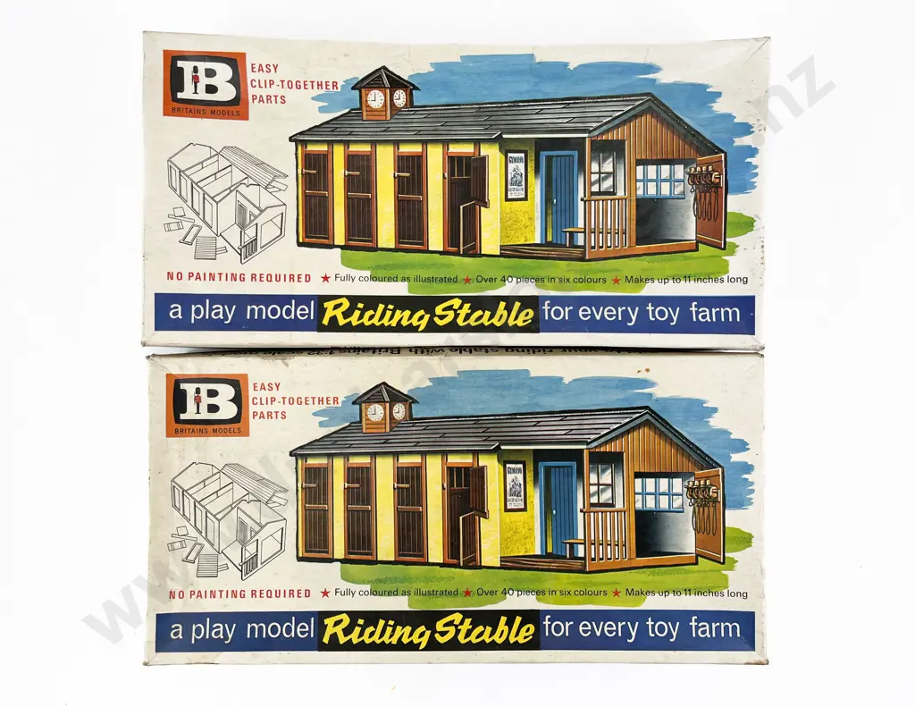 Boxed Britains Farm Building Series Image 1++