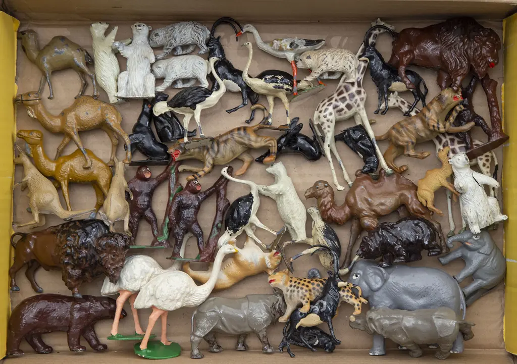 Britains and Other Manufacture Zoo Series Image 1++