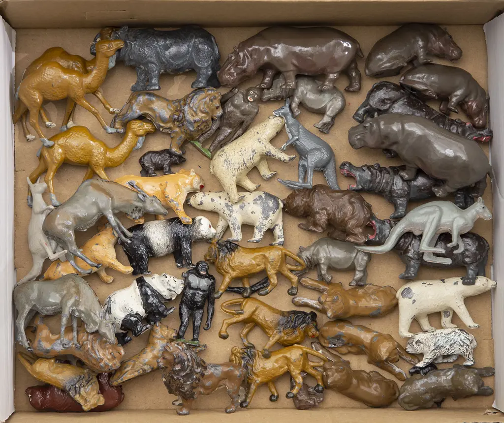 Britains and Other Manufacture Zoo Series Image 1++