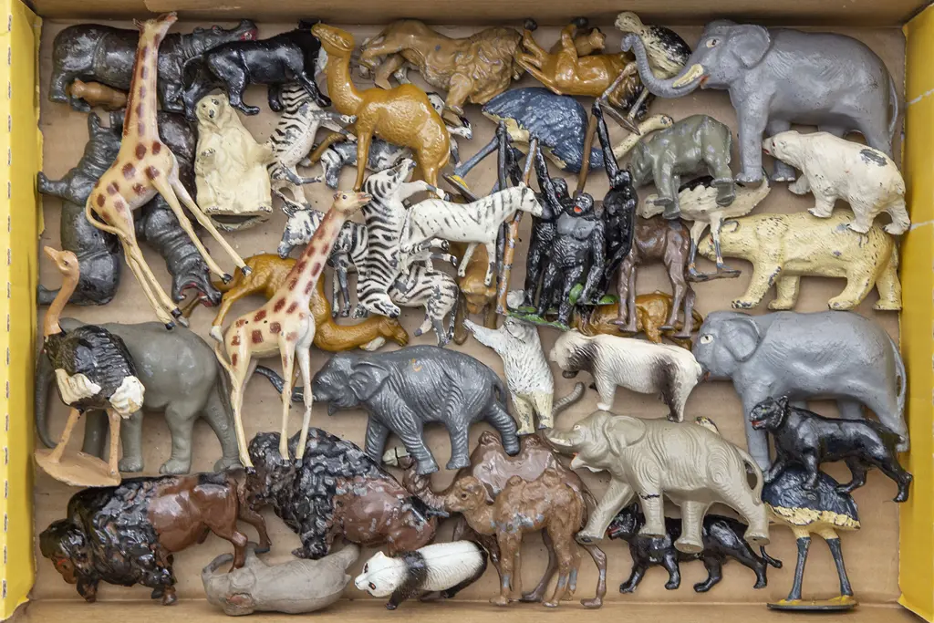 Britains and Other Manufacture Zoo Series Image 1++