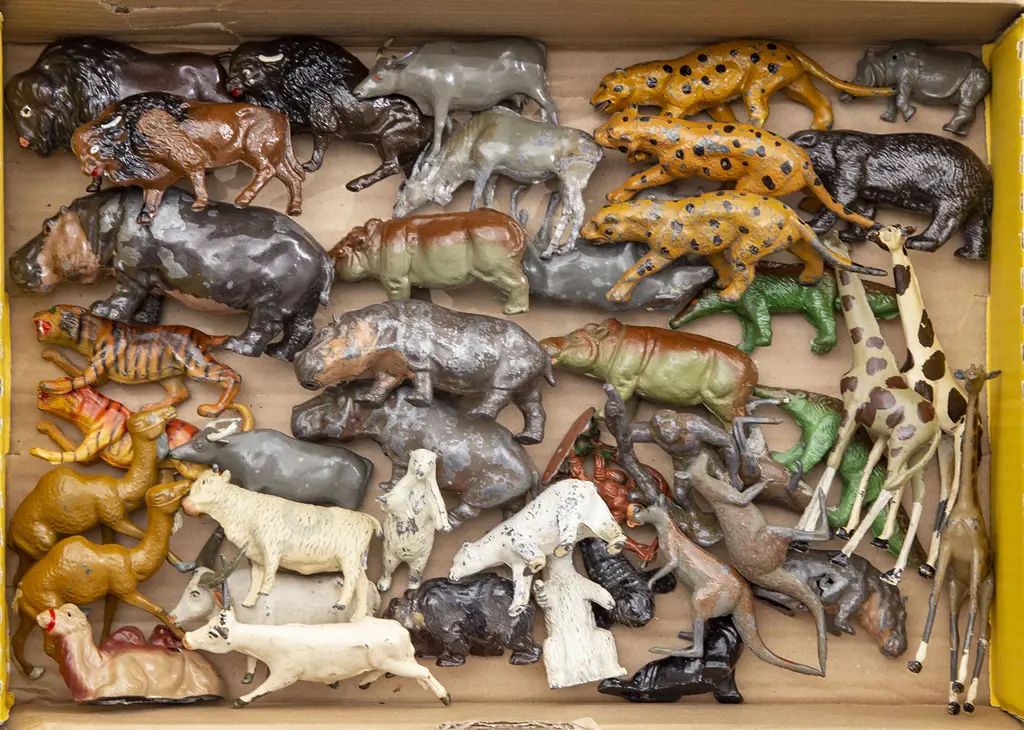 Britains and Other Manufacture Zoo Series Image 1++