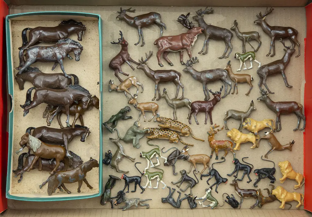 Britains and Other Manufacture Zoo Series Image 1++
