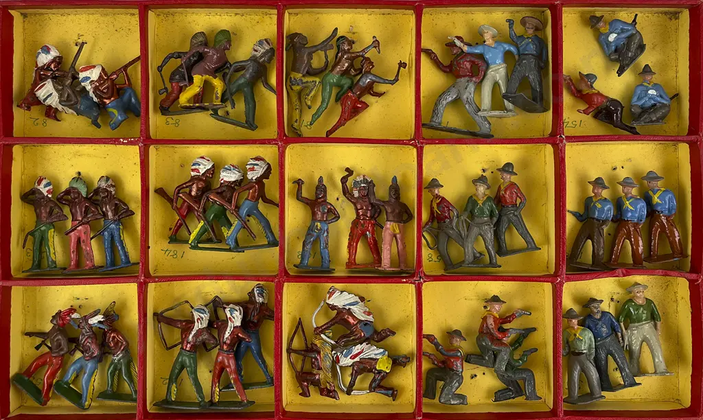 Crescent Toys Retail Box of Cowboys and Indians 45pces Image 1++