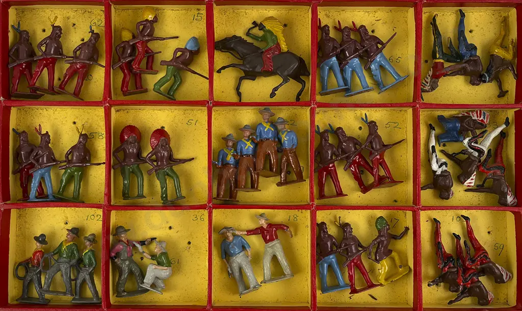 Mixed Manufacture Retail Box Cowboys and Indians 42pces Image 1++