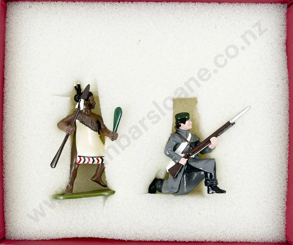 Boxed As New Regal Collector Figurines 2pces Image 1++