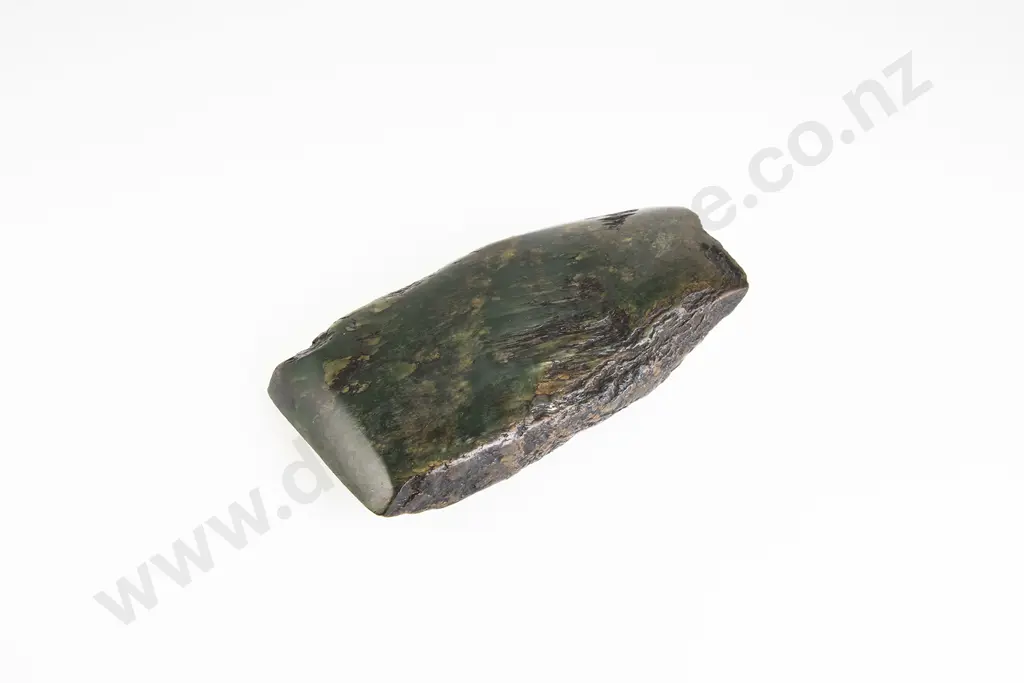 A Pre-European Toki Pounamu Image 1++