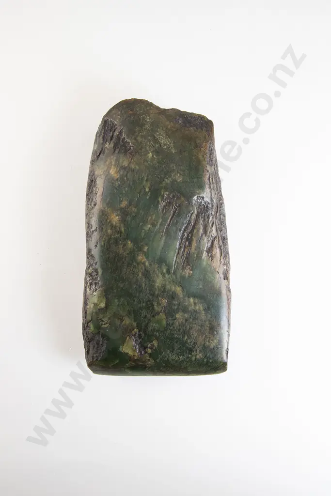 A Pre-European Toki Pounamu Image 1++