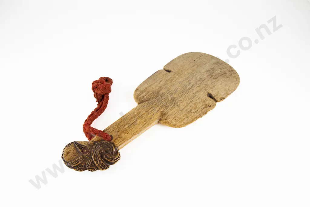 A Good Whalebone Kotiate (Hand Club) Image 1++