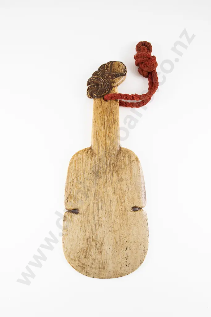 A Good Whalebone Kotiate (Hand Club) Image 1++