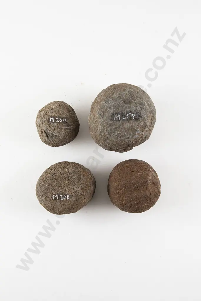 Four Small Hammer Stones From Pitcairn Islands (Basalt) Image 1++