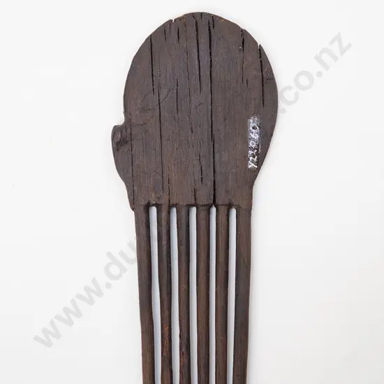 A Rare Pre-European Stone Tooled Heru (Comb)