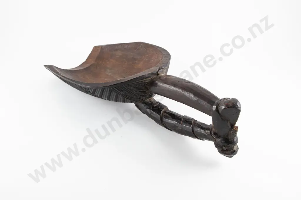 A Rare 19th Century Tiheru (Canoe Bailer) Image 1++