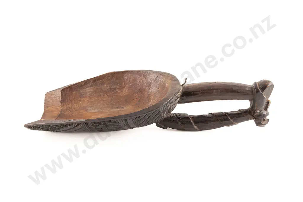 A Rare 19th Century Tiheru (Canoe Bailer) Image 1++