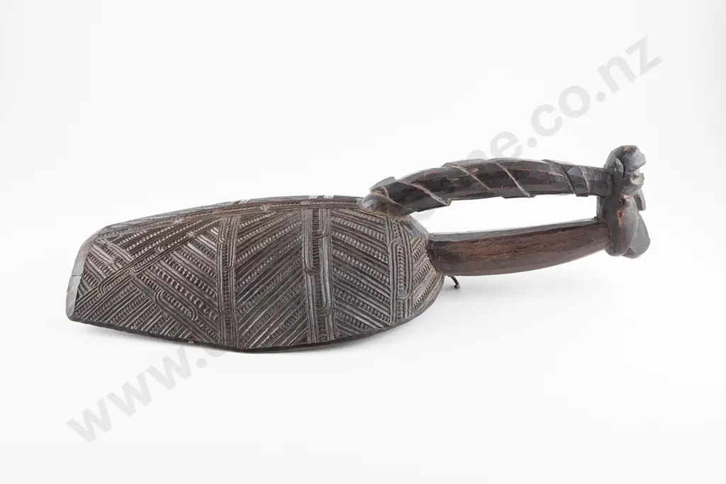 A Rare 19th Century Tiheru (Canoe Bailer) Image 1++