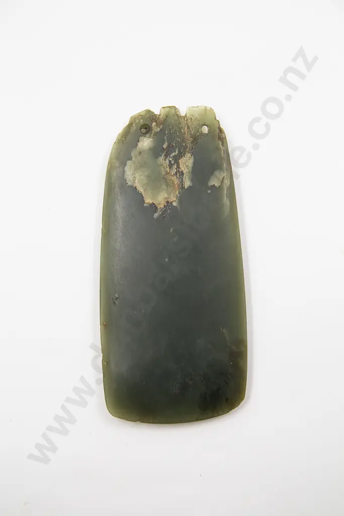 A Rare Pre-European Pounamu Amulet Pendant Image 1++