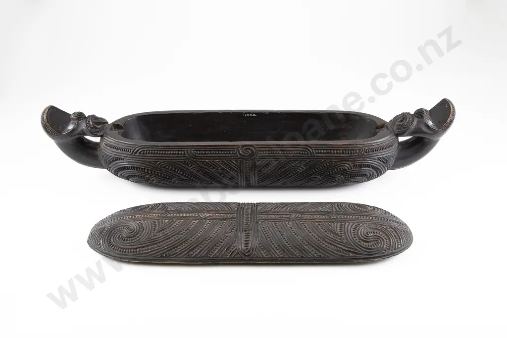 A 19th Wakahuia (Treasure Box) Image 1++