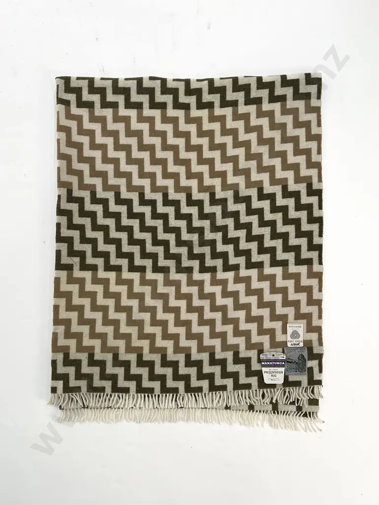 A Rare Manatunga Maori Travel Rug Image 1++