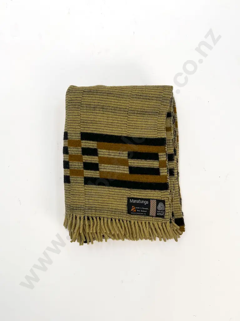 Manatunga Wool Travel Rug Image 1++