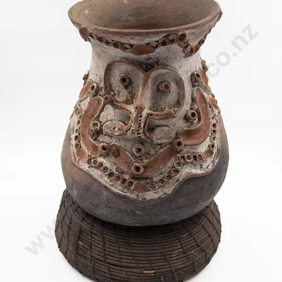 A Good Papua New Guinea Sago Storage Jar From The Aibom Vllage