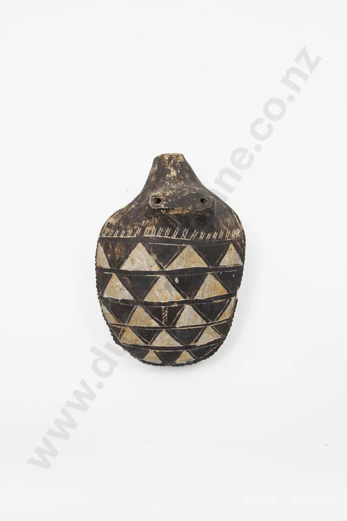 An Ocarina Pig Whistle Image 1++