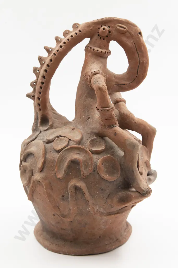 A Papua New Guinea Roof Gable Figure Image 1++