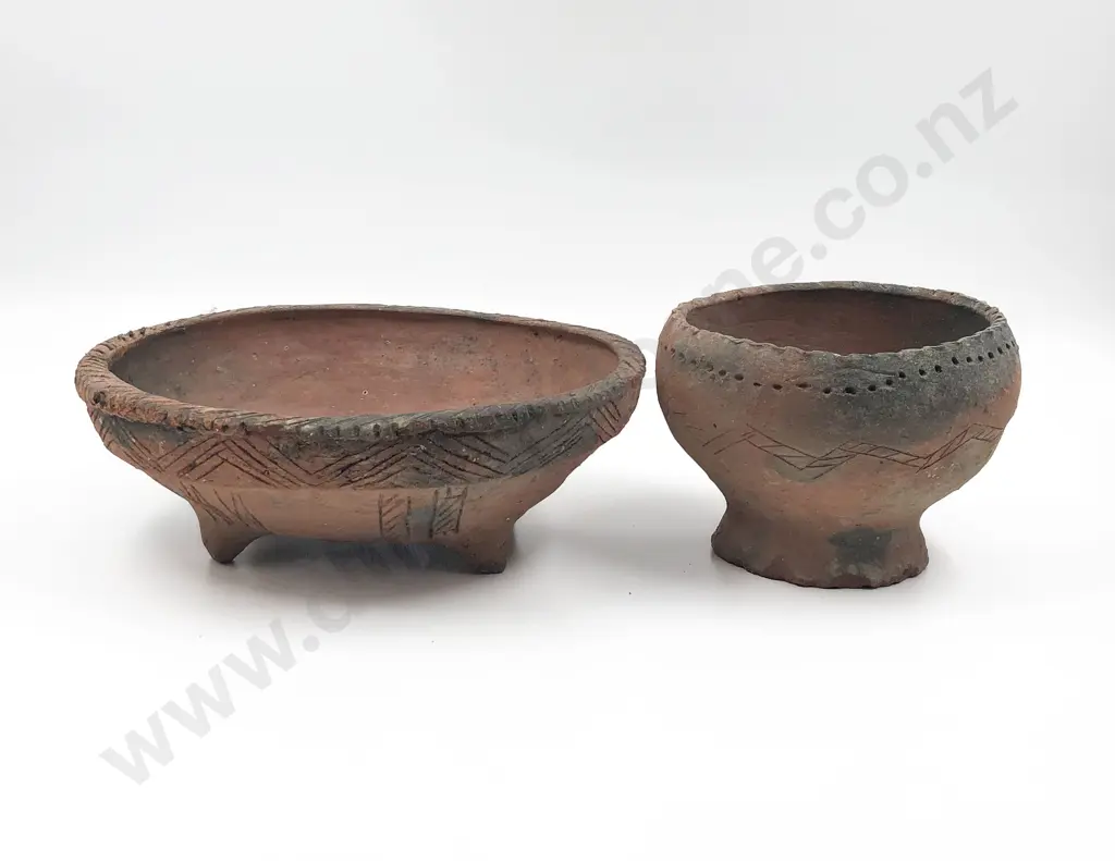 Four Papua New Guinea Cooking Pots Image 1++