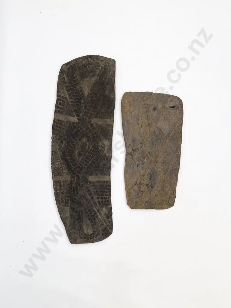 Two Papua New Guinea Shields Image 1++