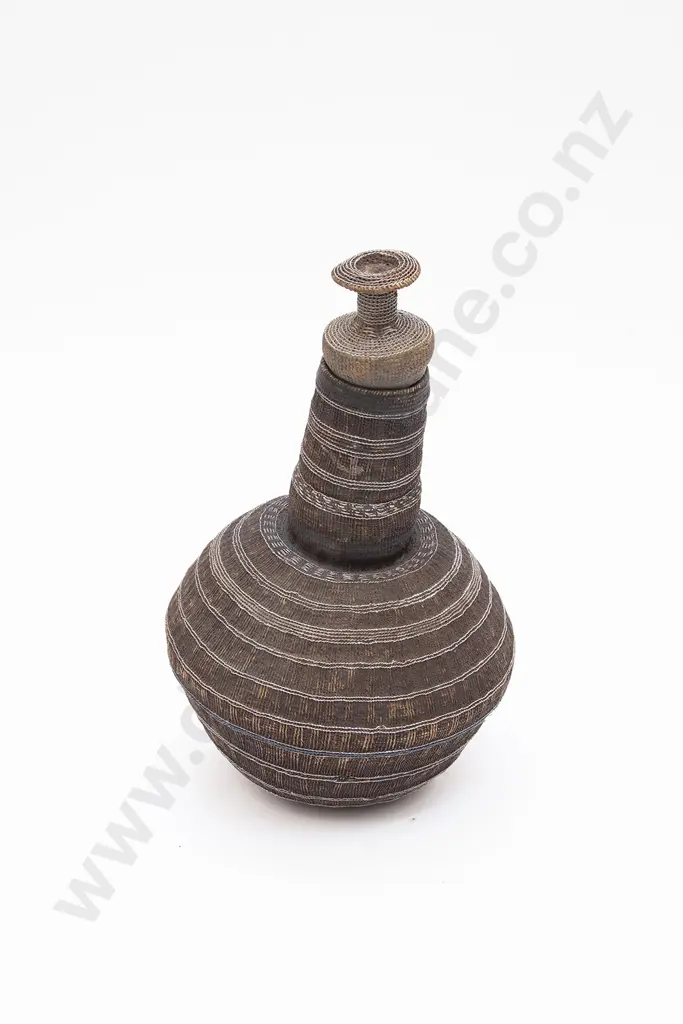 Lidded Woven Milk Container Image 1++