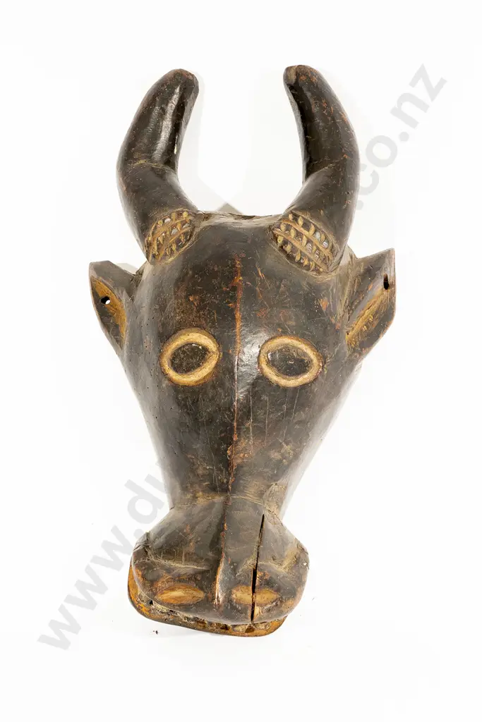 A Bamenda Cow Bush Mask From Cameroon Image 1++