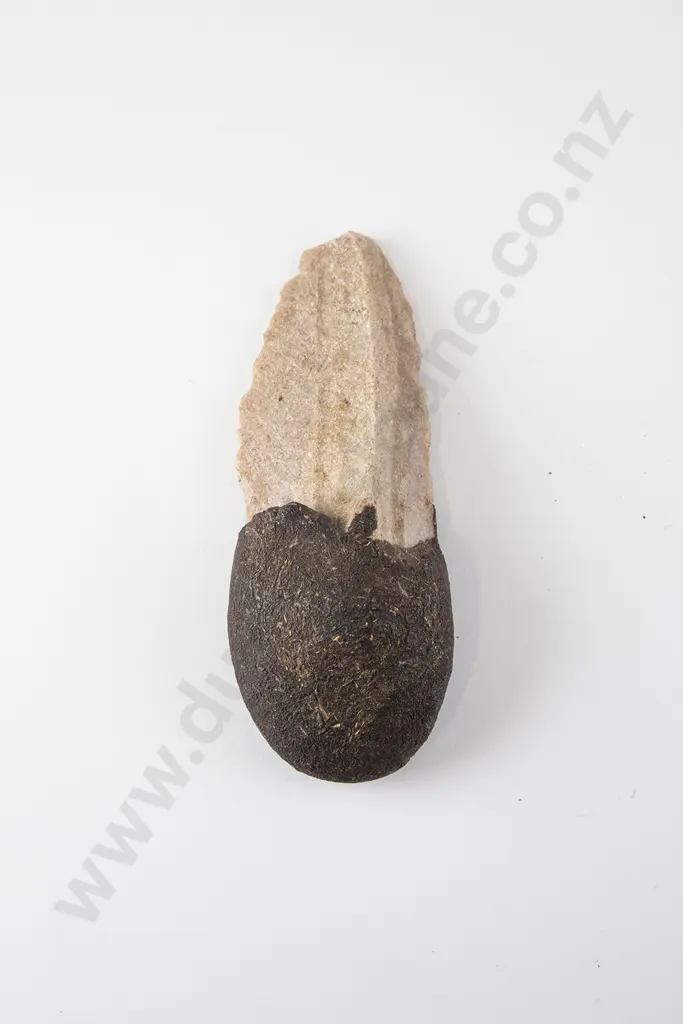 Aboriginal Quartzite Knife Image 1++